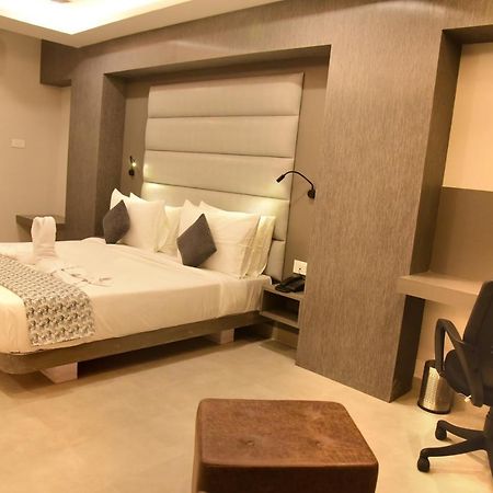Hotel Rishiraj, Nagaon Nagaon  Esterno foto