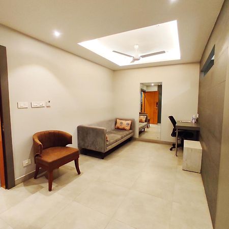 Hotel Rishiraj, Nagaon Nagaon  Esterno foto