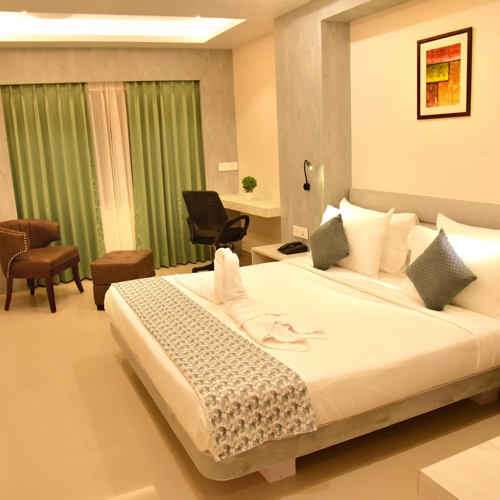 Hotel Rishiraj, Nagaon Nagaon  Esterno foto