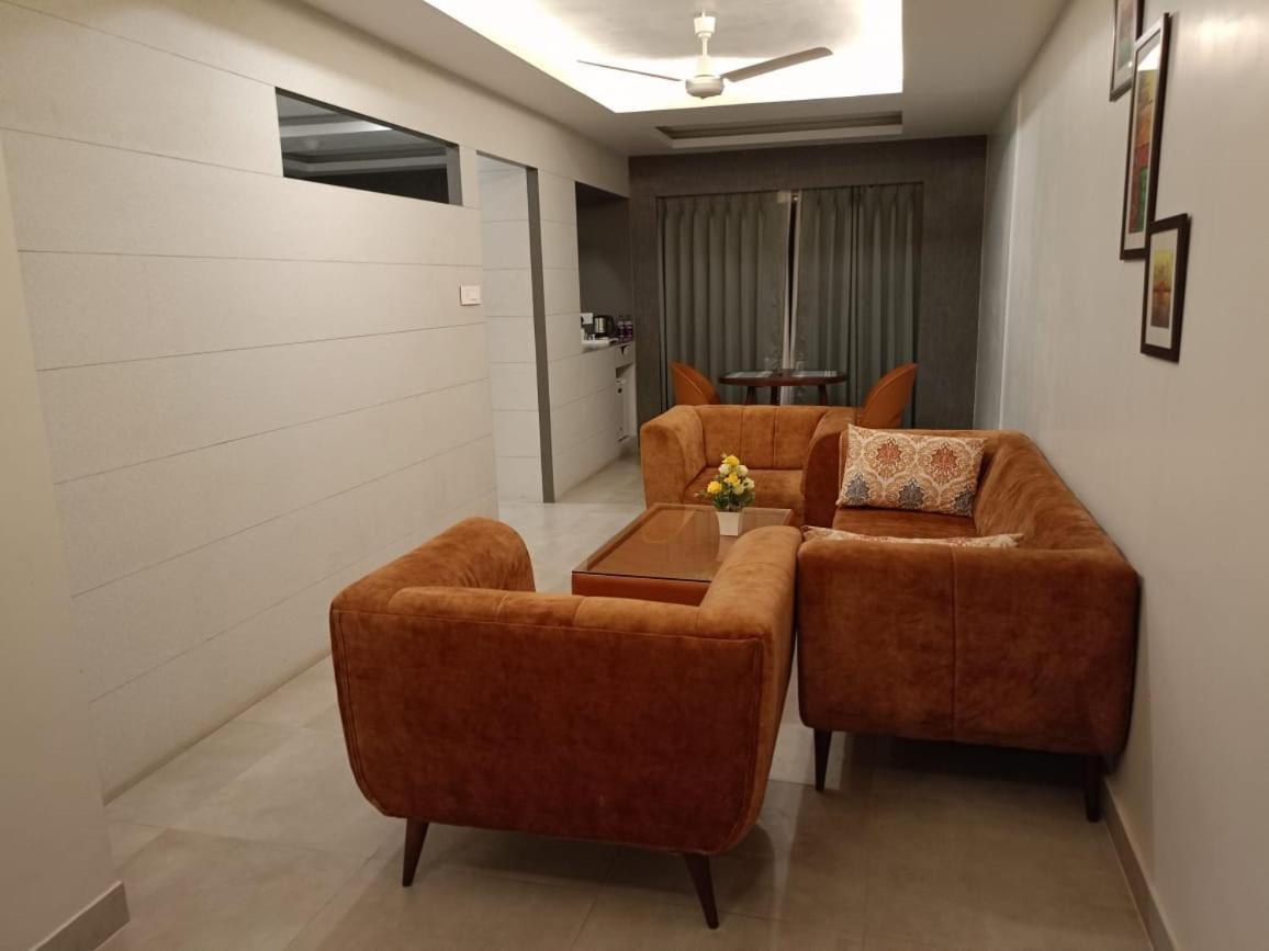 Hotel Rishiraj, Nagaon Nagaon  Esterno foto
