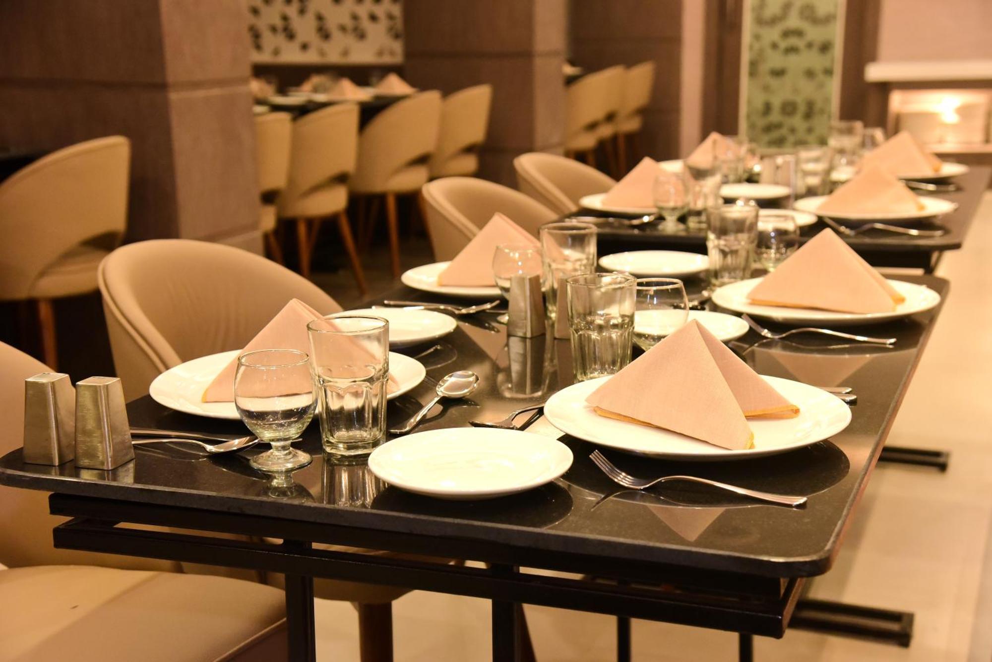 Hotel Rishiraj, Nagaon Nagaon  Esterno foto
